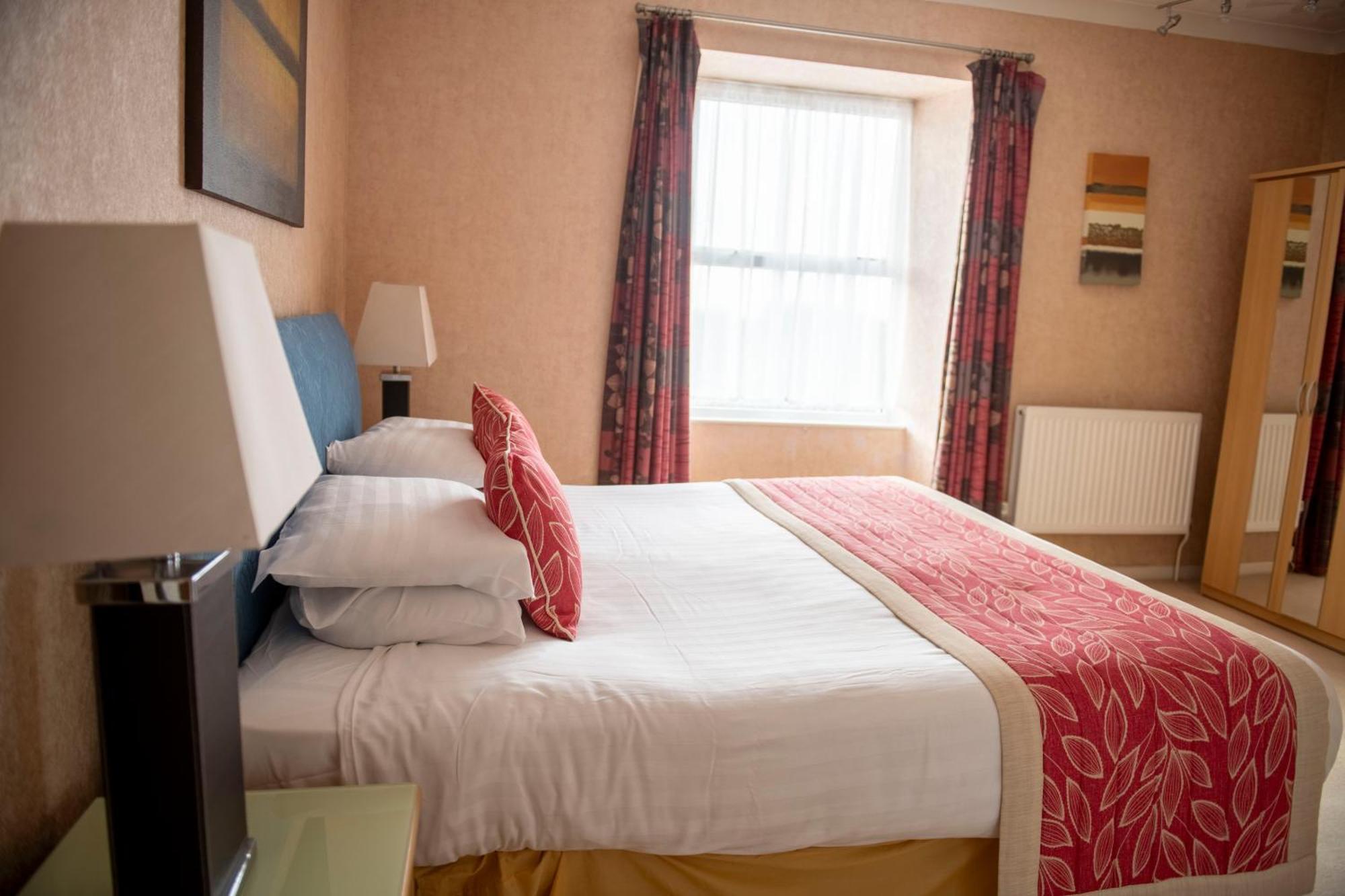 Ashburnham Hotel Pembrey Exteriér fotografie